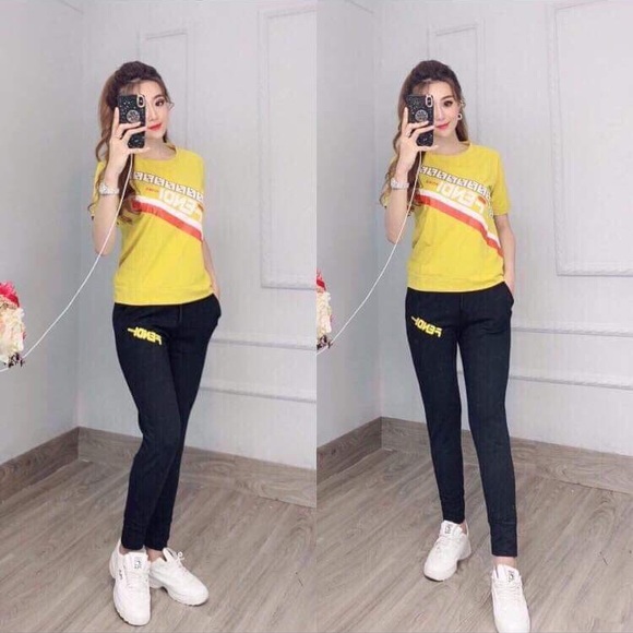 Set - Picture 3 of 3